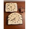Image 1 : Clocks Lot with Keys
