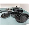 Image 1 : Pots & Pans