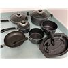 Image 2 : Pots & Pans