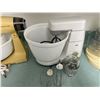 Image 3 : Mixer's Lot
