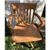 Image 1 : Gilson Canada Wood Bankers Chair