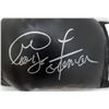 Image 2 : GEORGE FOREMAN SIGNED EVERLAST BOXING GLOVE (JSA COA)