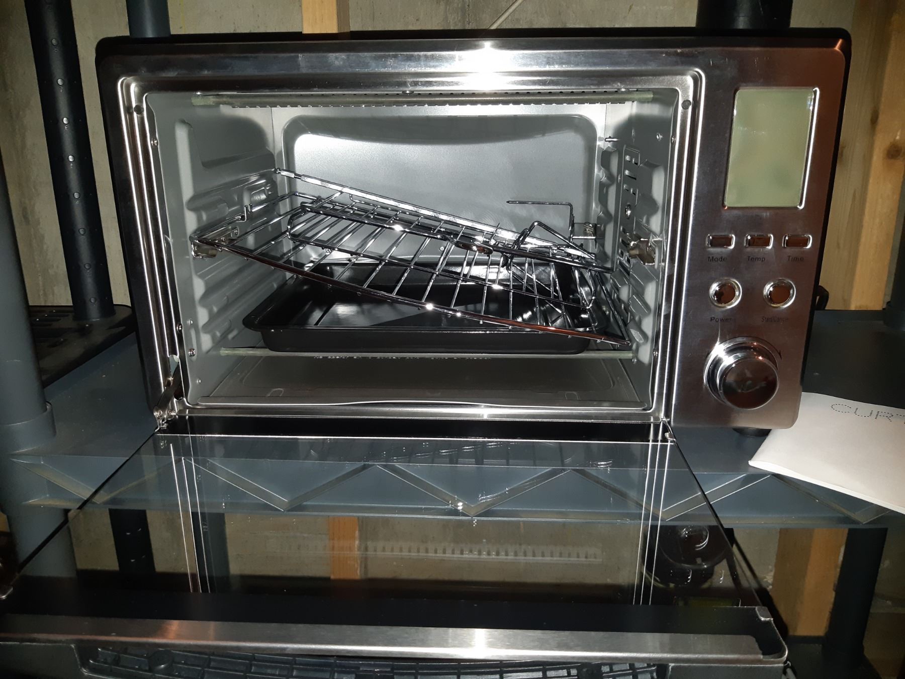 New Curtis Stone Oven Cat B