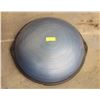 Image 1 : BOSU BALL