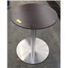 Image 1 : SMALL ROUND TABLE