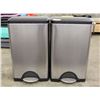 Image 1 : LOT OF 2 GARBAGE CANS