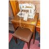 Image 1 : 1950S SINGER MACHINE W/HIDE AWAY TABLE AND STOOL