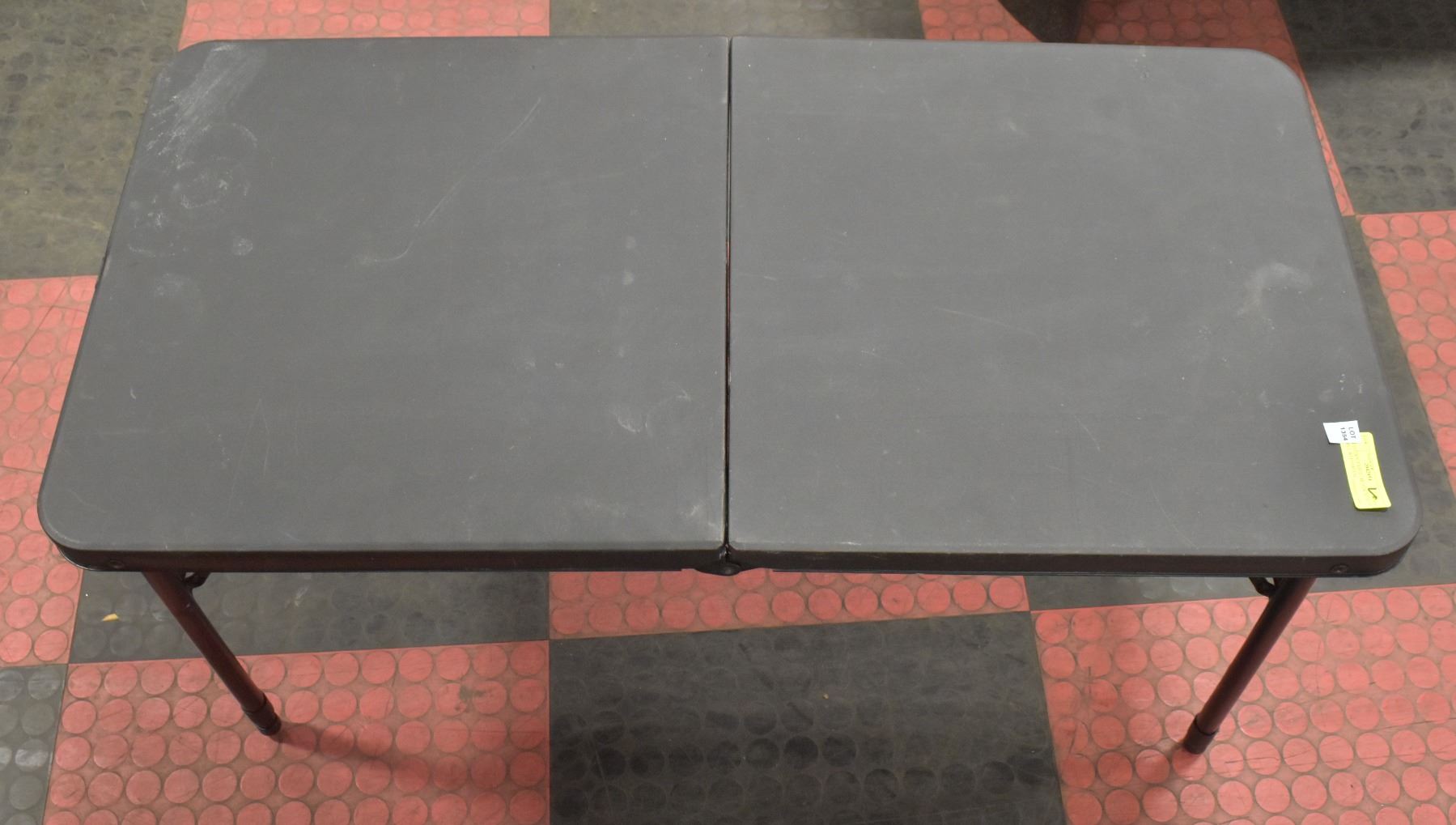 FOLD OPEN TABLE - BLACK NYLON TABLE WITH METAL