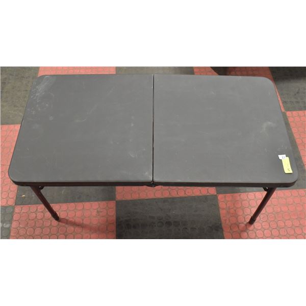 FOLD OPEN TABLE - BLACK NYLON TABLE WITH METAL