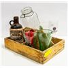 Image 1 : WOODEN CARRYING TRAY OF COLLECTIBLE GLASSWARE