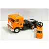 Image 1 : 1977 NIKKO RC ALLIED VAN LINES TRACTOR