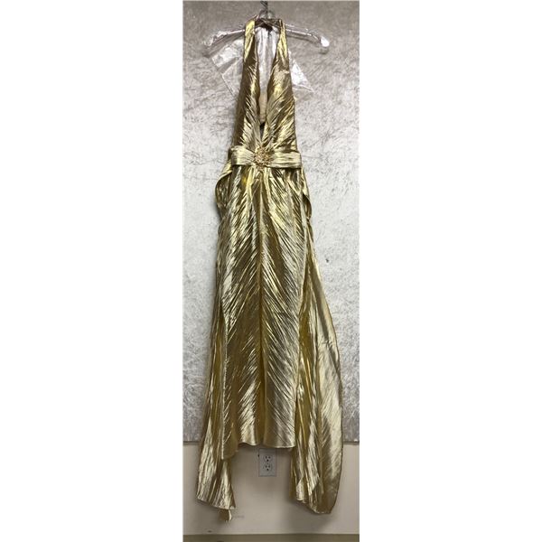  Superheroes Show  Season 4 EP 8 Marilyn Monroe crinkle gold full length dress