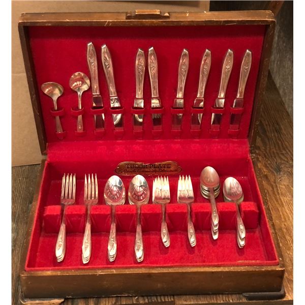 "Snowpiercer" - Tudor Plate by Oneida Community Silversmith box of cutlery