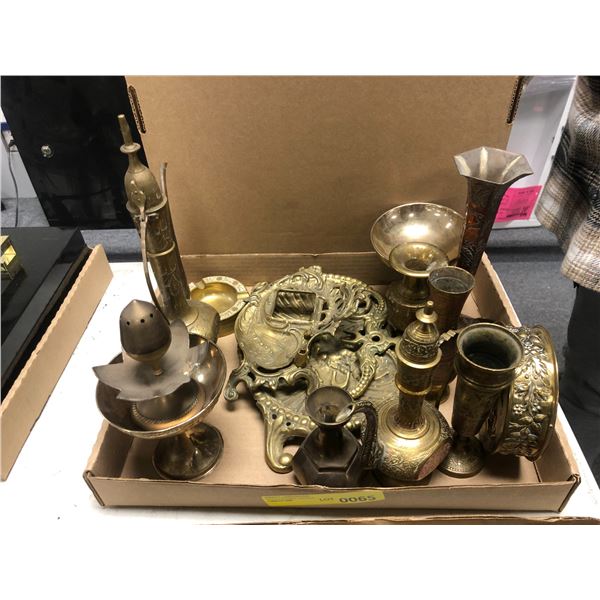 "The horror show" Group of assorted brassware - includes candle holders / ashtray / decorative pcs