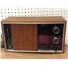 Image 2 : Vintage Sony AM/FM radio (made in Japan)