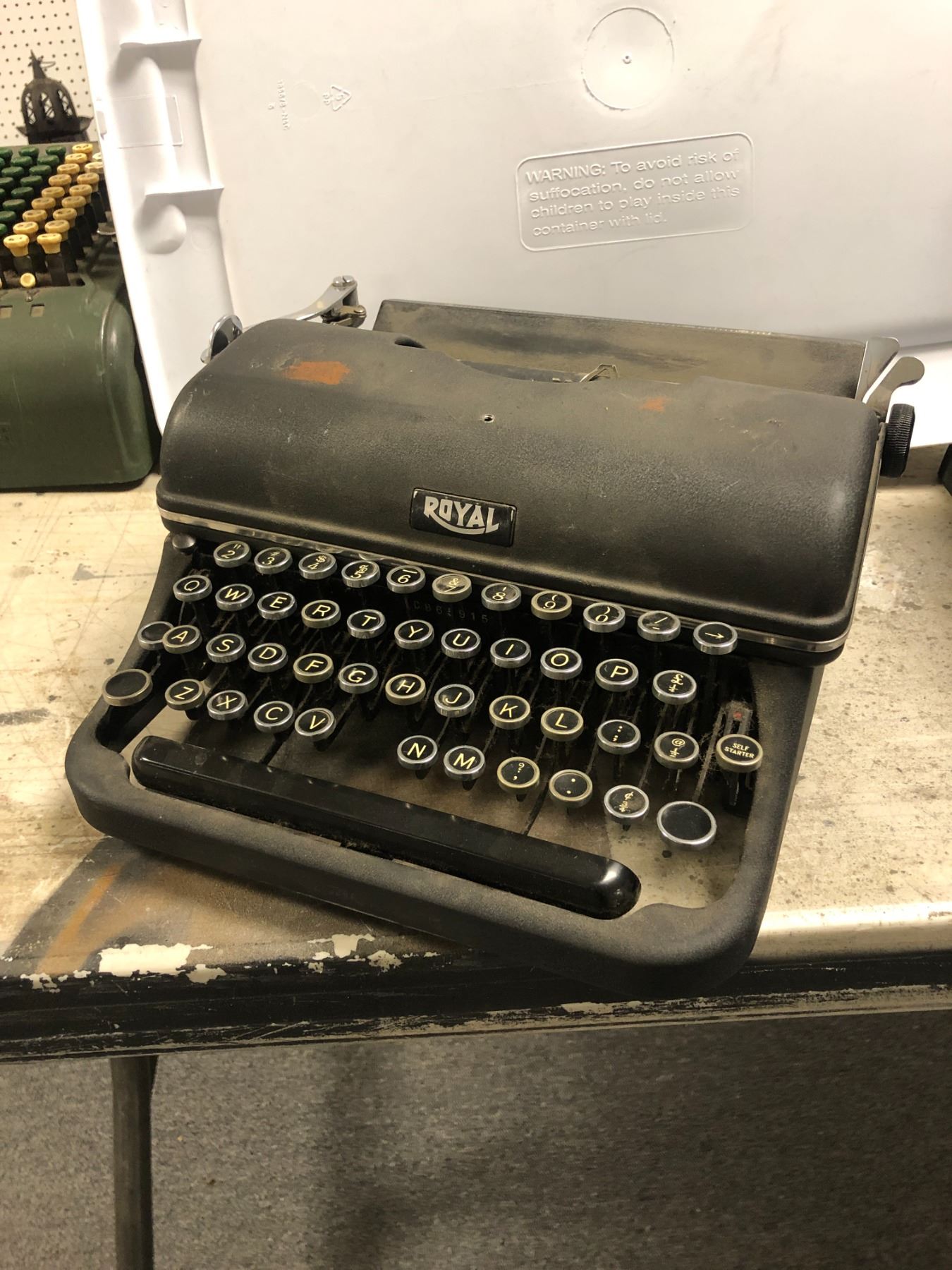 "The Horror Show" Vintage Royal desktop typewriter
