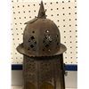 Image 2 : "The Horror Show" - Group of 2 vintage candle holders/lanterns