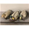 Image 2 : "Horror Show" - group of 3 wooden decorative ducks