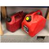 Image 1 : Group of two gasoline fuel cans