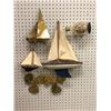 Image 1 : Group of assorted decorative boats and misc. decorative pieces