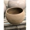 Image 2 : Group of 3 ceramic pots (from 4 to 6 inches high)