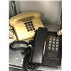 Image 3 : Group of 5 vintage and modern telephones