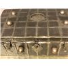 Image 2 : "Horror Show" decorative set dec chest (approx 18 x 10 1/2 x 7 inches)