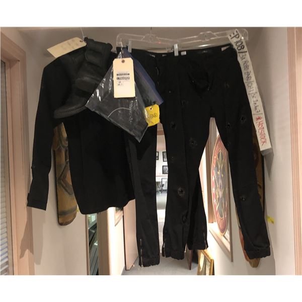 "Superhero Show" - Season 7 ep. 8 #3 Robo hero outfit - includes 1 shirt/1 pair of jean w/bully hole