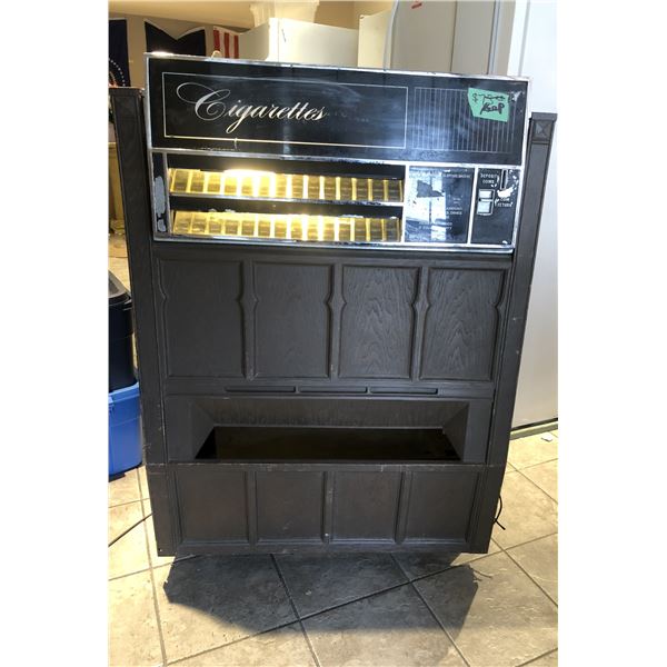 Vintage CB2:B62igarettes vending machine (condition unknown - approx 33" x 27" x 47")