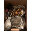 Image 3 : "Snowpiercer" - 4 boxes filled w/misc. set dec includes table clocks/decorative items etc.
