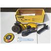 Image 1 : DeWalt  DW802G Heavy Duty Angle Grinder w/ Accessories in Box