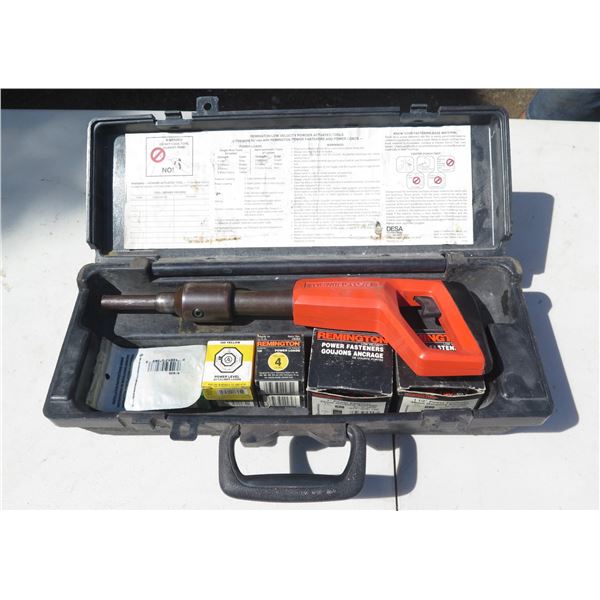 Remington 490 Powder Actuated Tool w/ Accessories in Hard Case