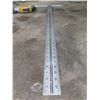 Image 9 : DeWalt DW272 VSR Drywall Screwdriver & Wal-Board 48" T-Square