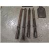 Image 2 : Bosch 11304 Brute Demolition Hammer w/ Chisel & Breaker Attachments