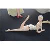 Image 8 : RETRO BATHING BEAUTY BEACH GIRL FIGURINES & FAUX CLAM SHELL (9 PCS)