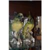 Image 1 : MID-CENTURY CALIFORNIAN PORCELAIN PARROT BIRDS ON CORN (2 PCS)