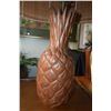 Image 3 : CARVED WOOD PINEAPPLE LAMP W/SHADE
