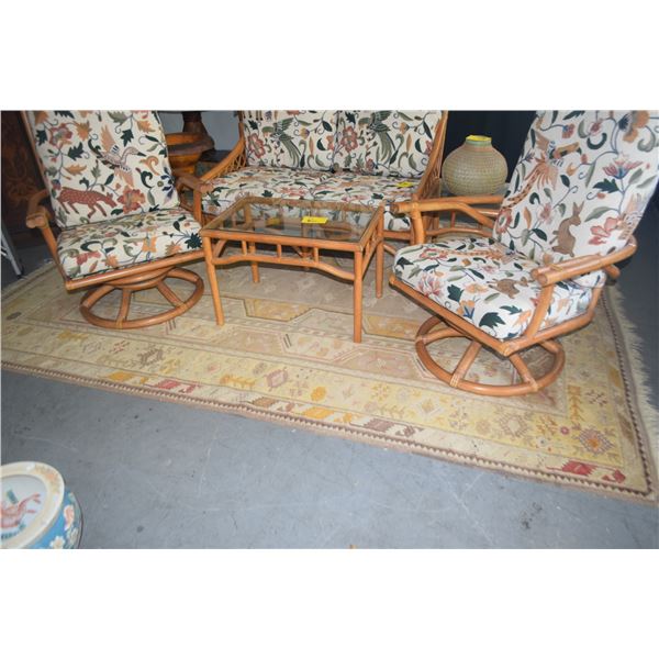 TURKISH RUG (81" X 120")