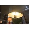 Image 2 : 56" FLOOR LAMP