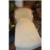 Image 1 : VINTAGE FRENCH UPHOLSTERED CHAISE LOUNGE, THE U FORM BACK W/MOLDED TOP RAIL & ARMS, RAISED ON CABRIO