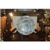 Image 5 : COLLECTION OF CHINESE BOWLS & PLATES (5 PCS) (DOES NOT INCLUDE STAND)