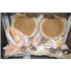 Image 1 : LARGE LOT: ASSORTED SEA SHELLS, NETTING & SHELL RIMMED PLATES (30 PCS)