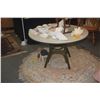 Image 1 : 42" ROUND TABLE W/GREEN RATTAN BASE