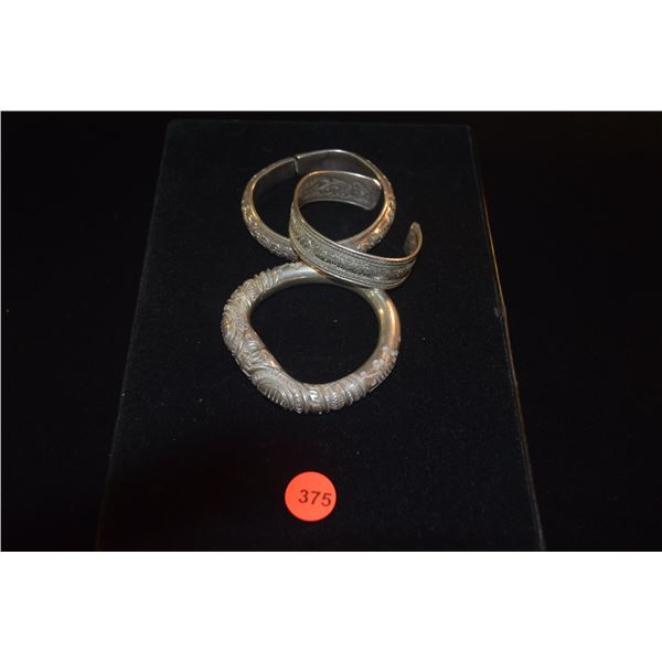ANTIQUE CHINESE BANGLE BRACELETS (3 PCS)