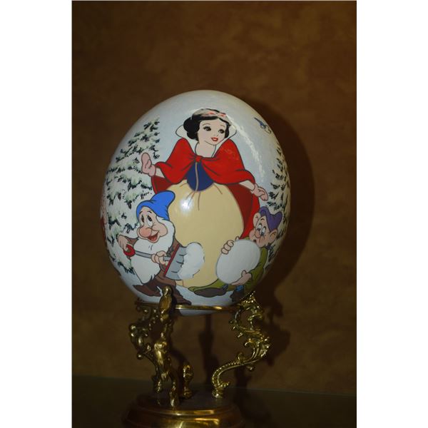 DISNEY OSTRICH EGG HAND PAINTED BY JUTTA, DEPICTING SNOW WHITE & THE SEVEN DWARFS; SIGNED & INSCRIBE