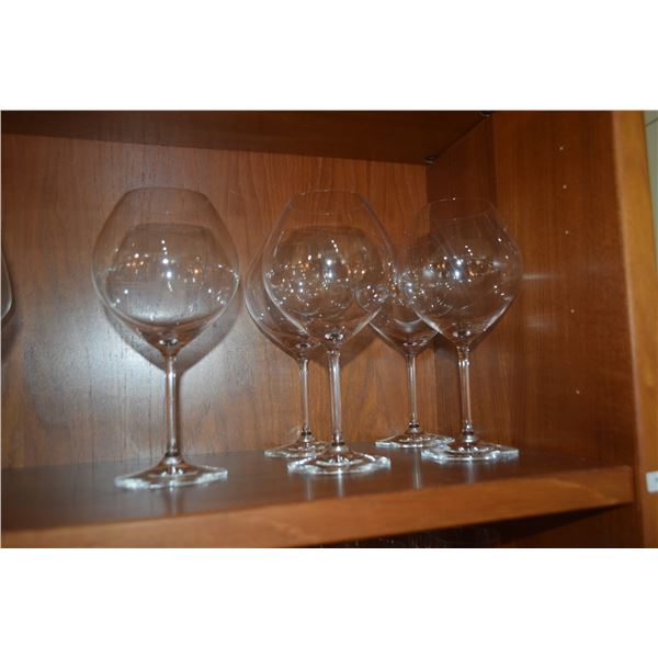 SCHOTT ZWIESEL WINE GLASSES (5 PCS)