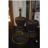 Image 1 : MIXED LOT: TABLE LAMPS (NO SHADES), PLANTER & VASE (4 PCS)