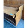 Image 2 : Front Door Shoe Trunk 51L x 17D x 22H