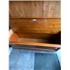 Image 3 : Front Door Shoe Trunk 51L x 17D x 22H