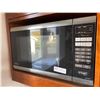 Image 2 : Panasonic Microwave Tested Inverter NN-ST661B